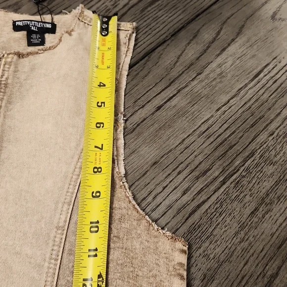 PRETTY LITTLE THING Women's  Tan Sleeveless Denim TopVest Size 8. - Picture 12 of 13